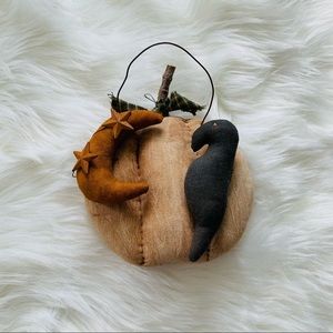 Halloween Small Crescent Moon Decorative Pumpkin